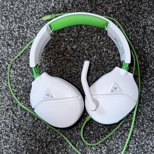TURTLE BEACH HEADSET